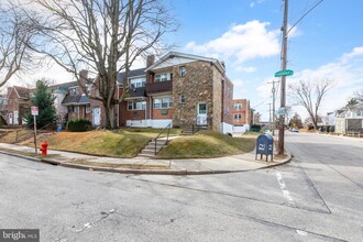 5448 Hermit Terrace in Philadelphia, PA - Building Photo - Building Photo
