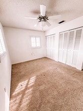 8053 SE Carlton St in Hobe Sound, FL - Building Photo - Building Photo