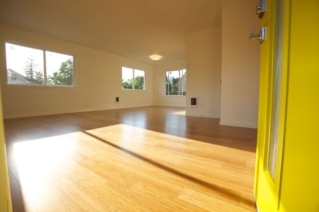 5110 SE 41st Ave in Portland, OR - Building Photo - Building Photo