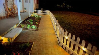 178 S Main St in Pittsford, NY - Foto de edificio - Building Photo