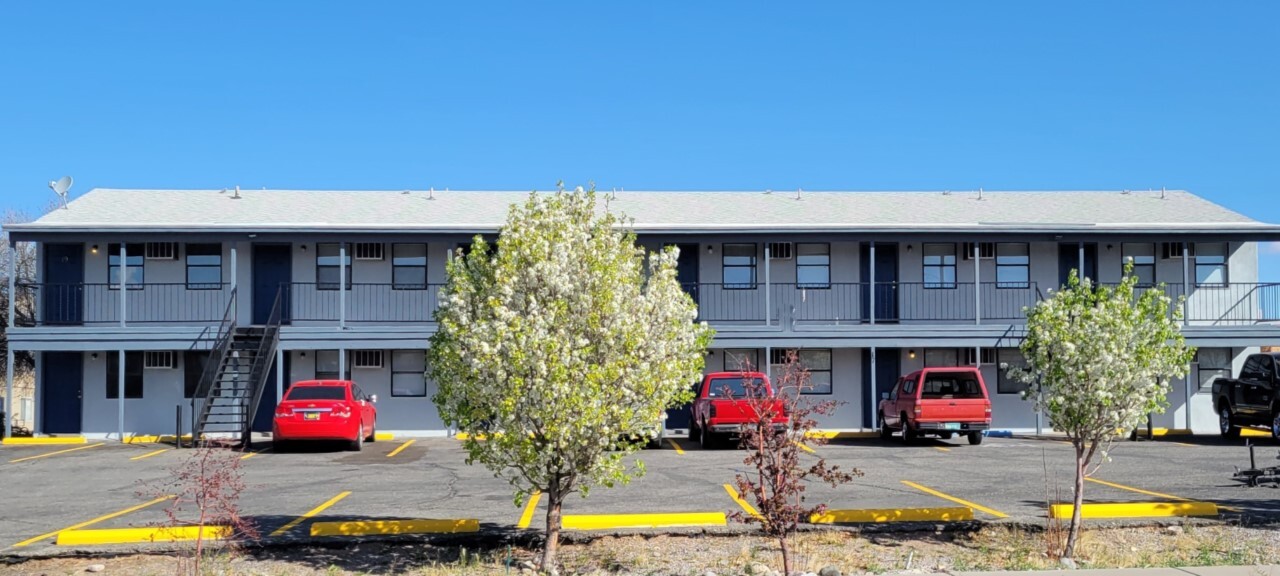 Mountain Springs Pointe in Las Cruces, NM - Building Photo