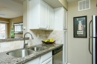 Monarch Medical Center photo'