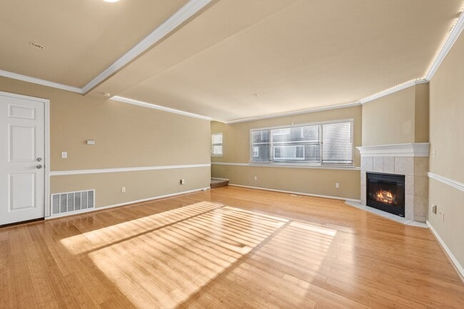 17921 80th Ave NE in Kenmore, WA - Building Photo - Building Photo