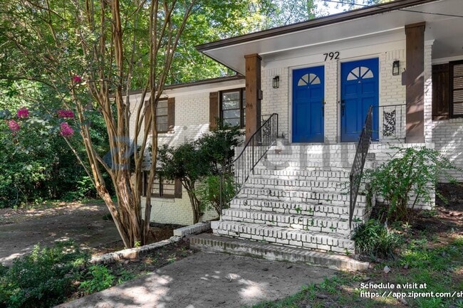 792 Marstevan Dr NE in Atlanta, GA - Building Photo - Building Photo