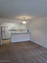 4105 Residence Drive in Ft. Myers, FL - Building Photo - Building Photo