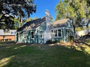 714 McDonald Terrace in Mount Dora, FL - Building Photo - Building Photo
