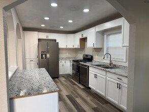 1203 Kenley Ave in Wichita Falls, TX - Building Photo - Building Photo