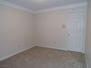 302 Windsor Pl, Unit Windsor Place in Macungie, PA - Building Photo - Building Photo