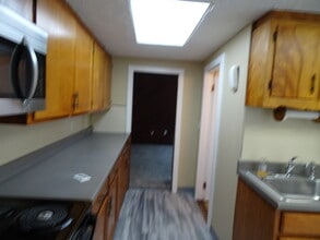 67 Washington St, Unit #3 in Weymouth, MA - Building Photo - Building Photo