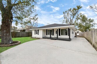 2243 Matilda St in Houston, TX - Building Photo - Building Photo