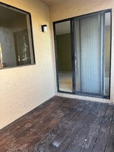 980 Kiely Blvd, Unit 301 in Santa Clara, CA - Building Photo - Building Photo
