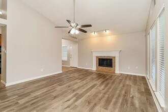 7917 Val Verde Dr in Fort Worth, TX - Building Photo - Building Photo