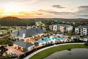 12171 Treeline Ave in Ft. Myers, FL - Building Photo