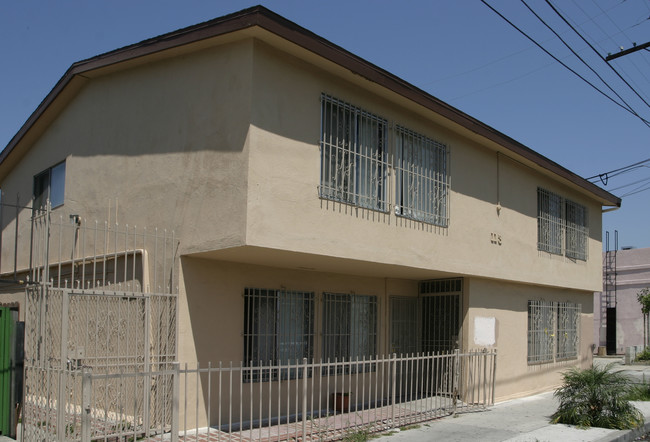 1139 Gardenia Ave in Long Beach, CA - Building Photo - Building Photo