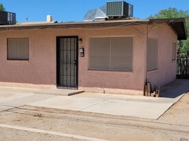 276 S 17th Ave in Yuma, AZ - Building Photo