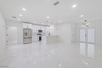 2607 50th St W in Lehigh Acres, FL - Building Photo - Building Photo