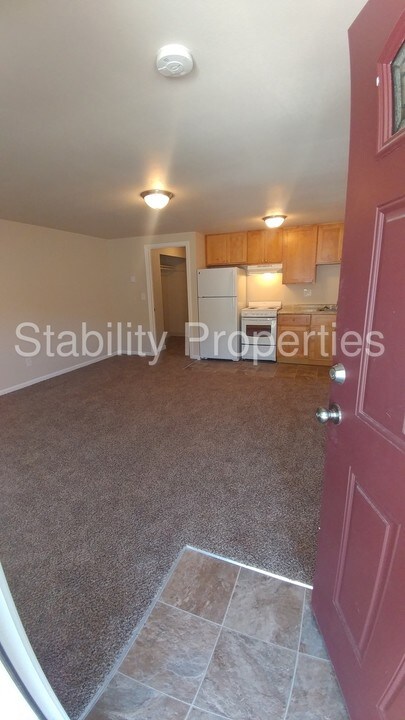 6415 Steilacoom Blvd SW in Tacoma, WA - Building Photo