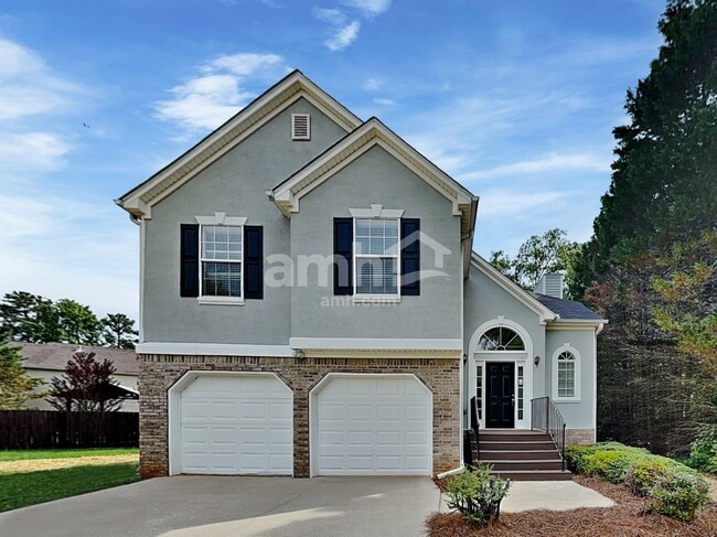 952 Crest Ridge Dr SW