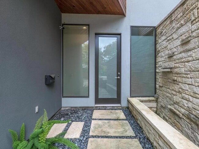 1907 W 30th St in Austin, TX - Building Photo - Building Photo