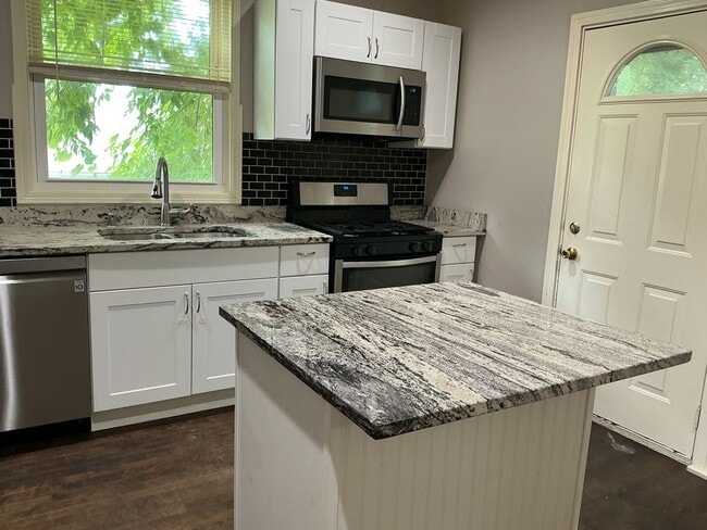 property at 552A E Linus St