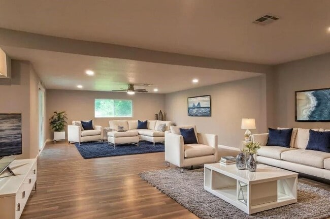 25373 Goodson Rd in Splendora, TX - Building Photo - Building Photo