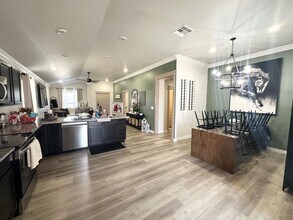 320 Panhandle Dr in Odessa, TX - Building Photo - Building Photo