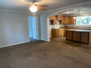 237 Sylvania Ave in Charlotte, NC - Building Photo - Building Photo