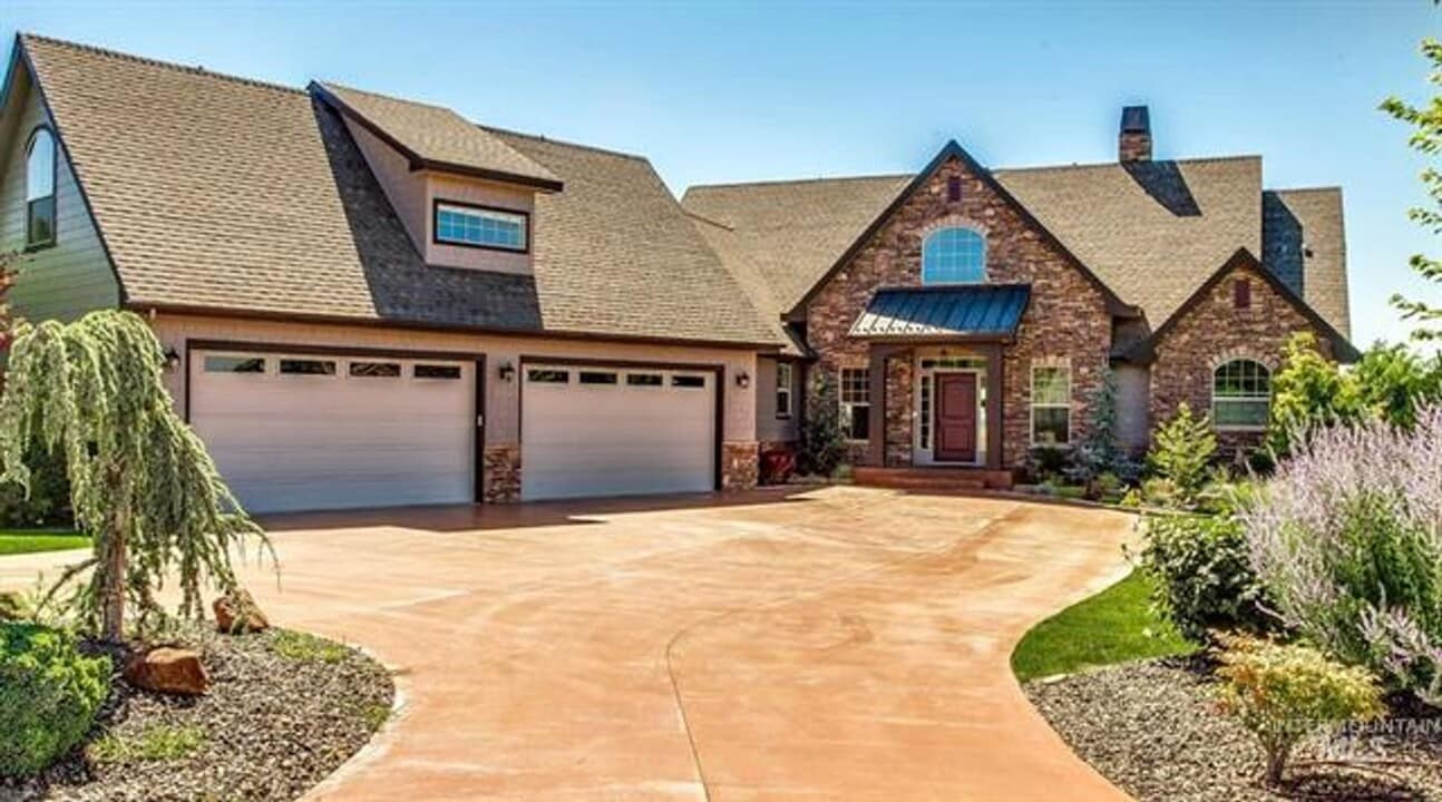 9757 W Lanktree Gulch Rd in Star, ID - Building Photo