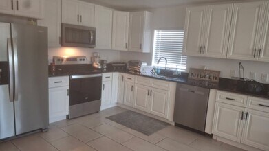 0 Street in Ft. Myers, FL - Building Photo - Building Photo