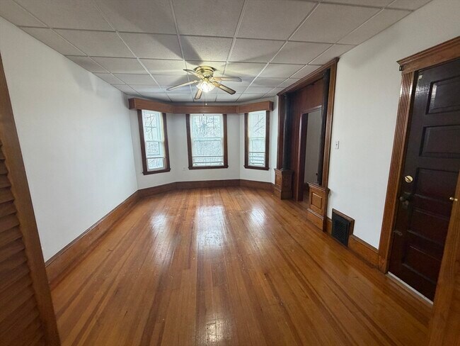 1114 Bennington St in Boston, MA - Building Photo - Building Photo