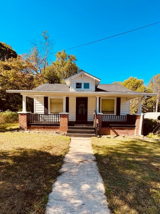 property at 220 Crews St