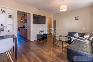 4829 Castle Ave in San Diego, CA - Building Photo