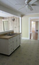 512 McAdenville Rd in Lowell, NC - Building Photo - Building Photo