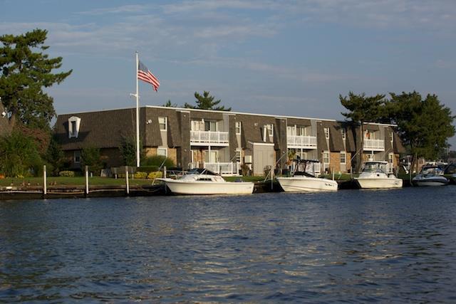 10 Starboard Ln in Patchogue, NY - Building Photo - Building Photo