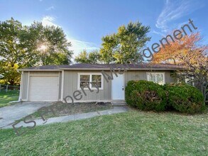 8546 Zephyr Dr in Indianapolis, IN - Building Photo - Building Photo
