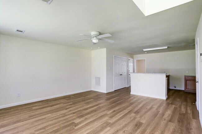23339-23341 High Pt St in Prairie View, TX - Building Photo - Building Photo