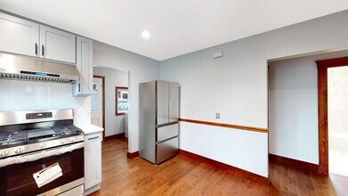 21 3rd St, Unit 2 in Medford, MA - Building Photo - Building Photo