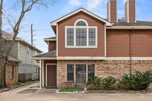 9707 Pine Pass Dr in Houston, TX - Building Photo