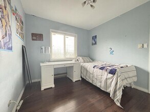 6550 Clinton St in Burnaby, BC - Building Photo - Building Photo