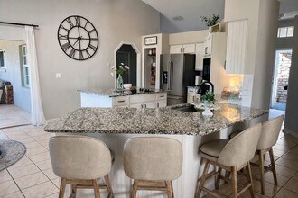 2409 Sweetwater Blvd in St. Cloud, FL - Foto de edificio - Building Photo