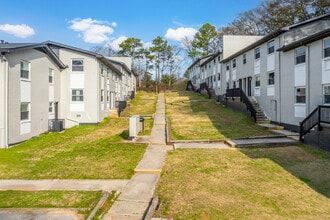 City Line Flats in Atlanta, GA - Building Photo - Building Photo