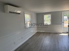 12 Crescent in Barnstable, MA - Building Photo - Building Photo