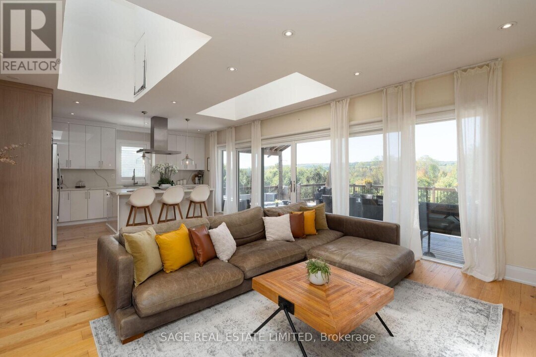 15724 Hurontario St in Caledon, ON - Building Photo