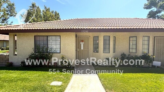 property at 19240 Cottonwood Dr