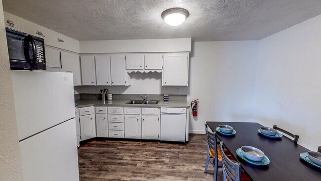 Autumn Winds Apartments in Rexburg, ID - Foto de edificio - Building Photo
