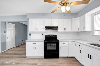 207 Coville Dr in Pemberton Township, NJ - Building Photo - Building Photo