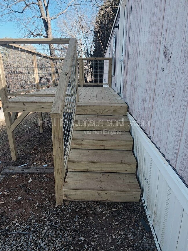 16 Sarah Hill in Candler, NC - Building Photo - Building Photo