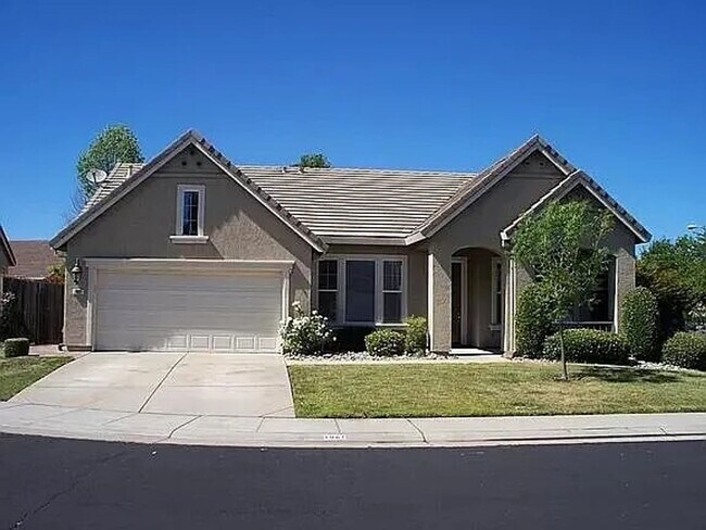 property at 1981 Santa Ines St