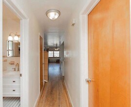 108 Evergreen St in Bayonne, NJ - Building Photo - Building Photo