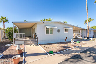 7807 E Main St in Mesa, AZ - Building Photo - Building Photo